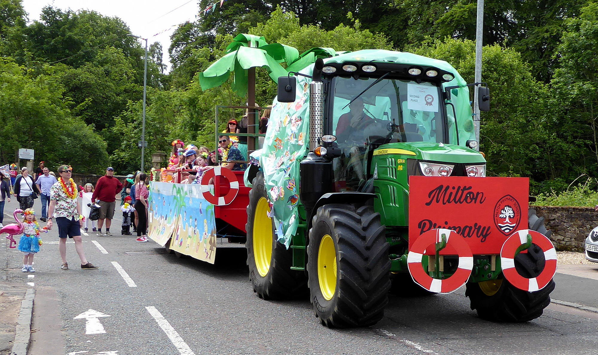 Milton Primary School float