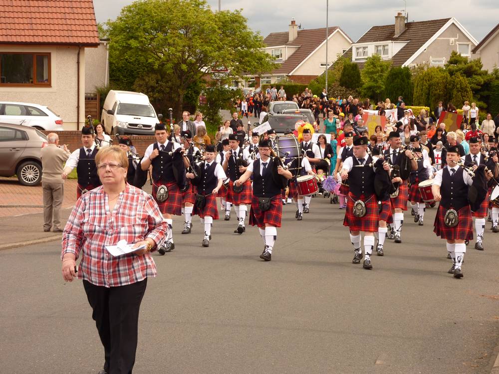 Another view of the procession in Heathfield Drive