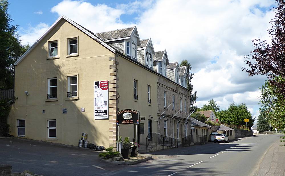 Tillietudlem Inn, Crossford