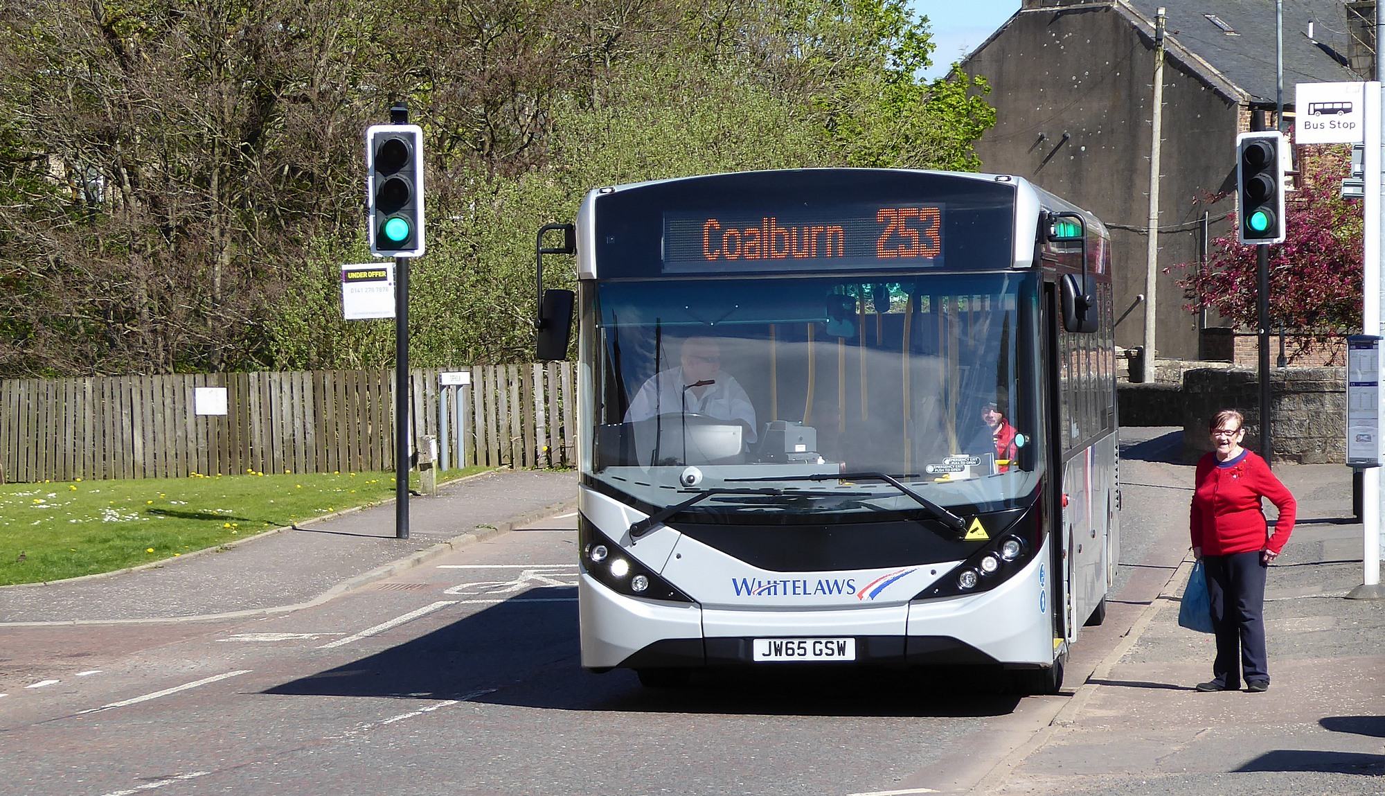 253 Coalburn bus in Turfholm