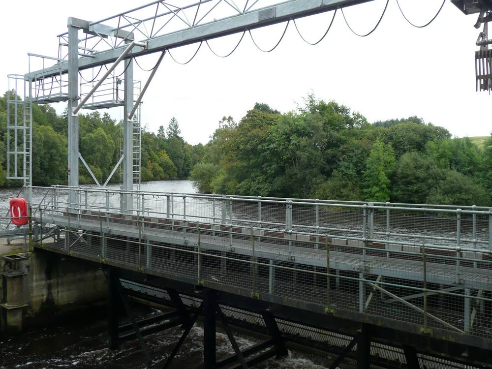 View above sluice gates at Bonnington Weir, showing Clyde upstream 