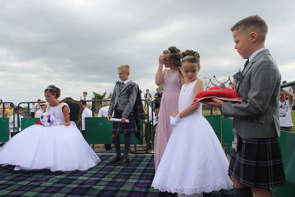 Gala Queen Ellie and her Court