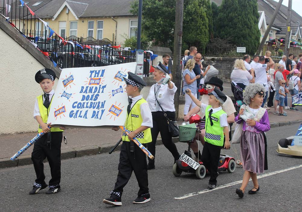 The Procession in Coalburn Road