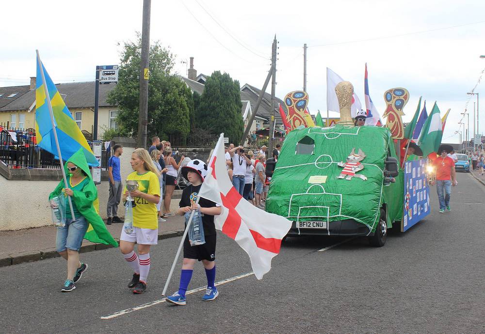 The Procession in Coalburn Road