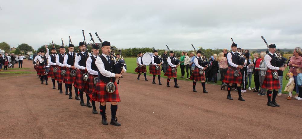 Coalburn IOR Pipe Band lining up for the Procession to the podium