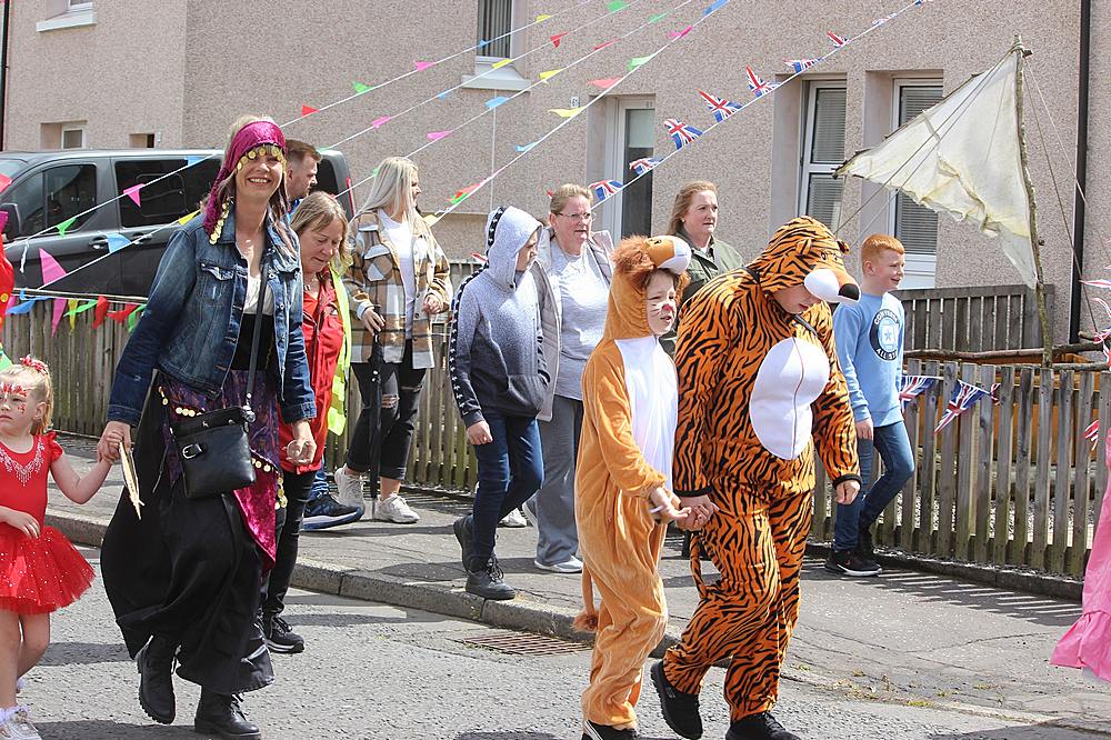 The Procession in Dunn Crescent