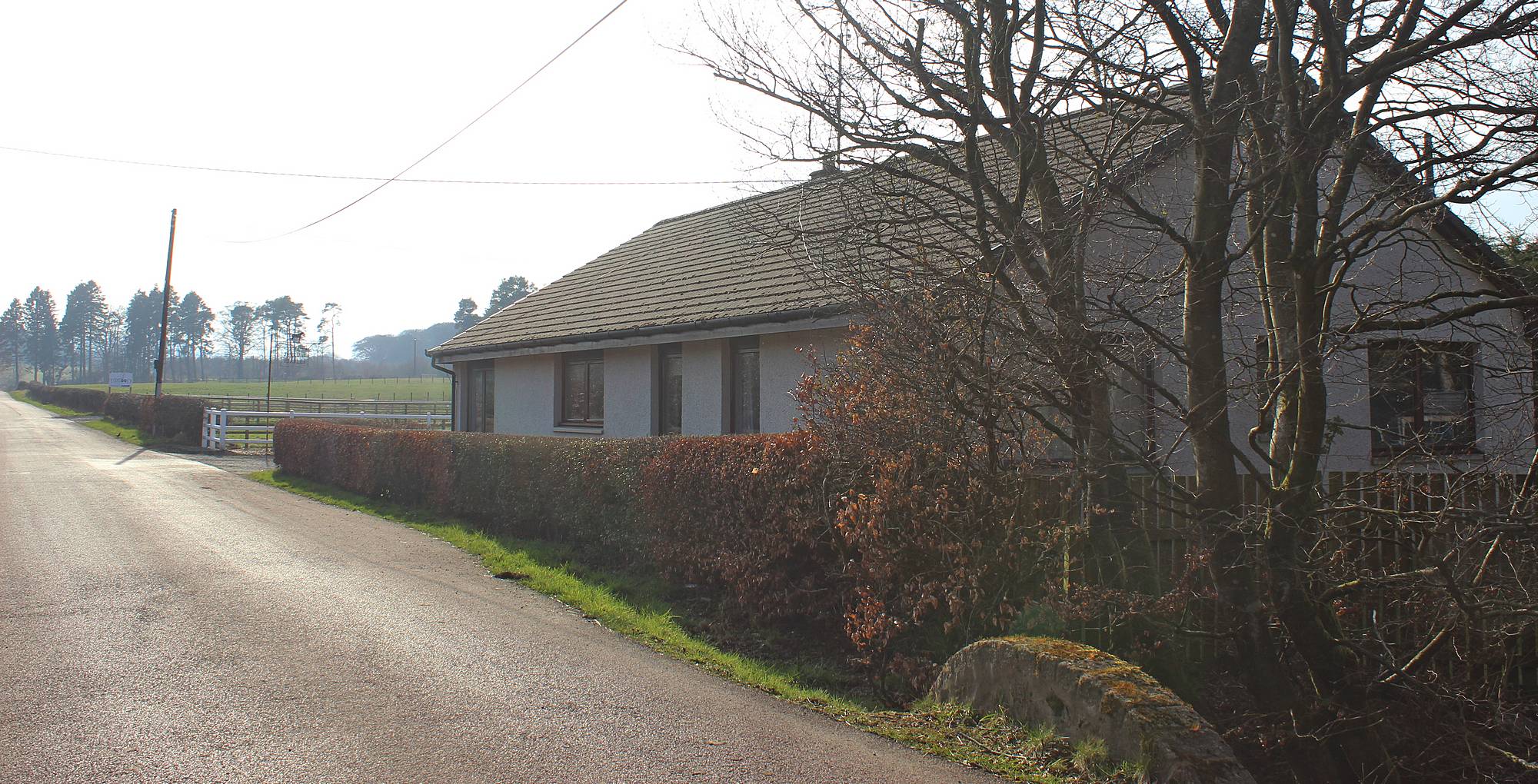 Cottage before turnoff to Stockbriggs Estate
