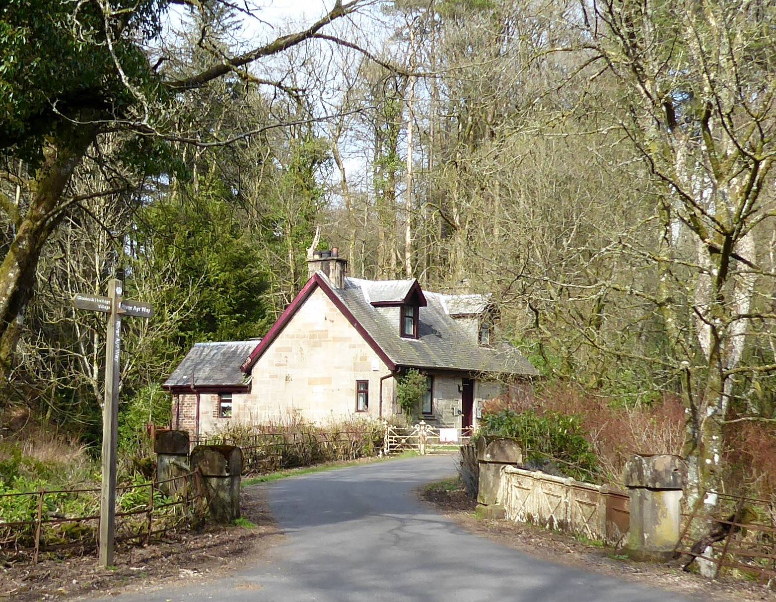 Cottage near Glenbuck Loch