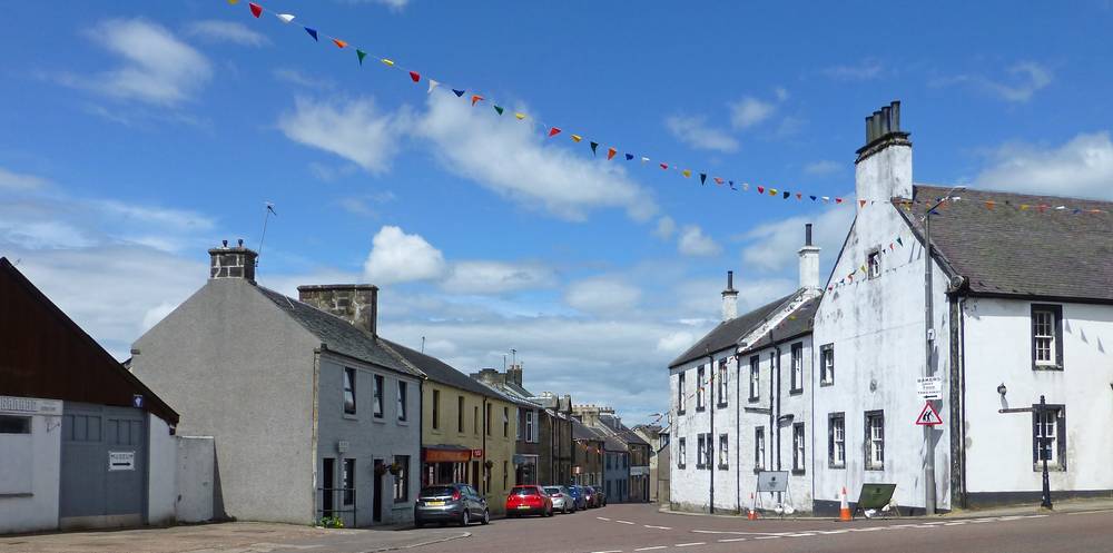 Main Street at junction with Ayr Road.