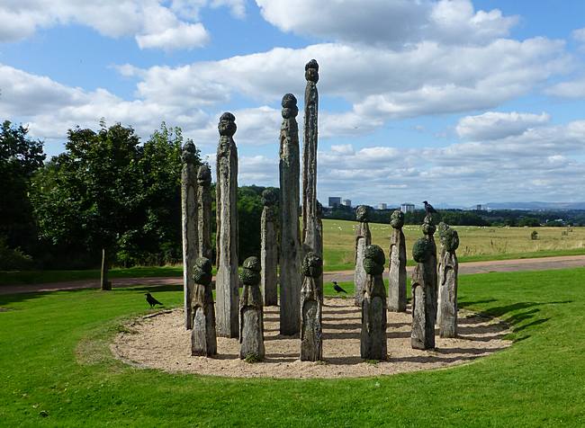 Statues at Chatelherault Hunting Lodge