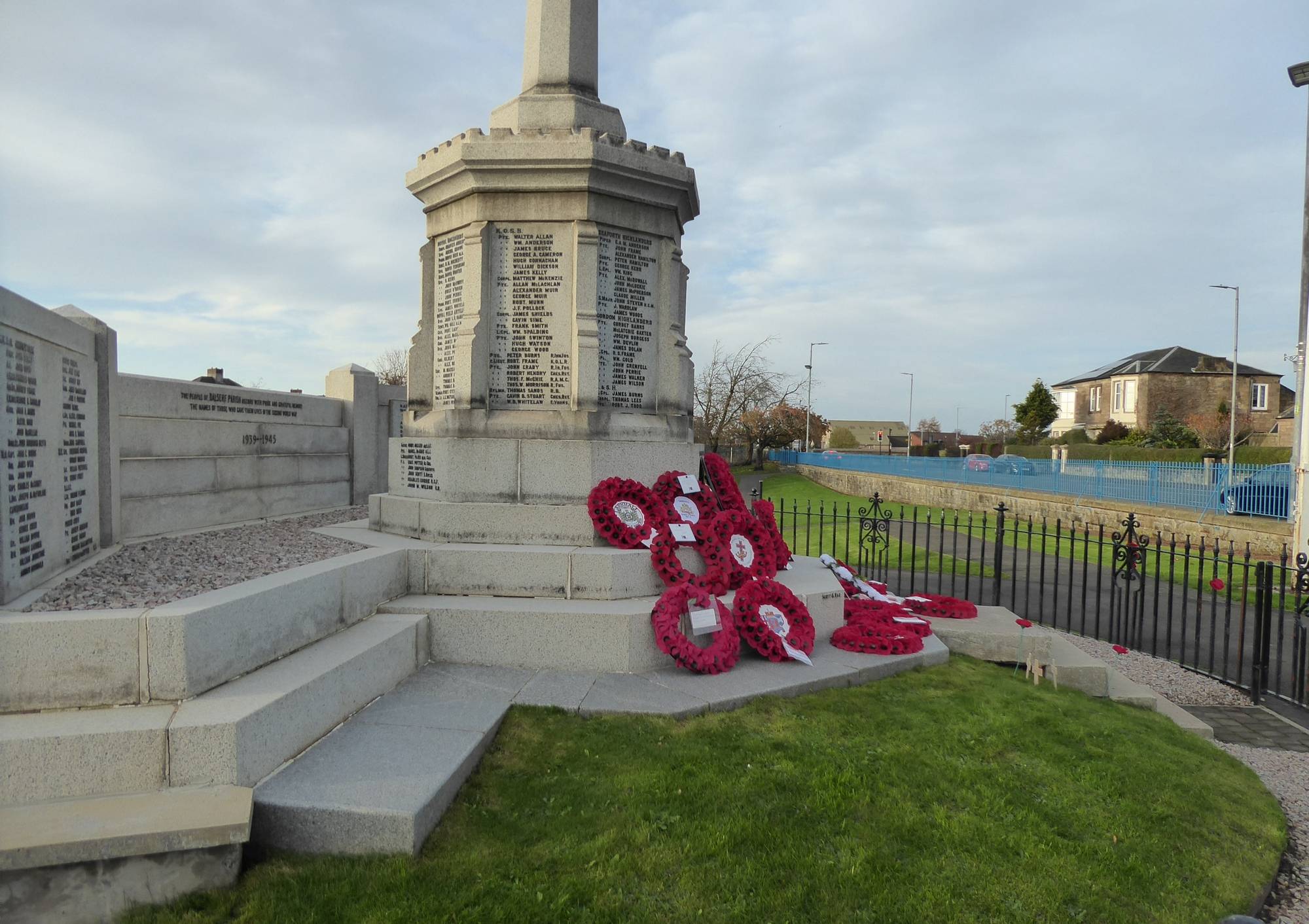 War Memorial, Glenview Park, Larkhall 