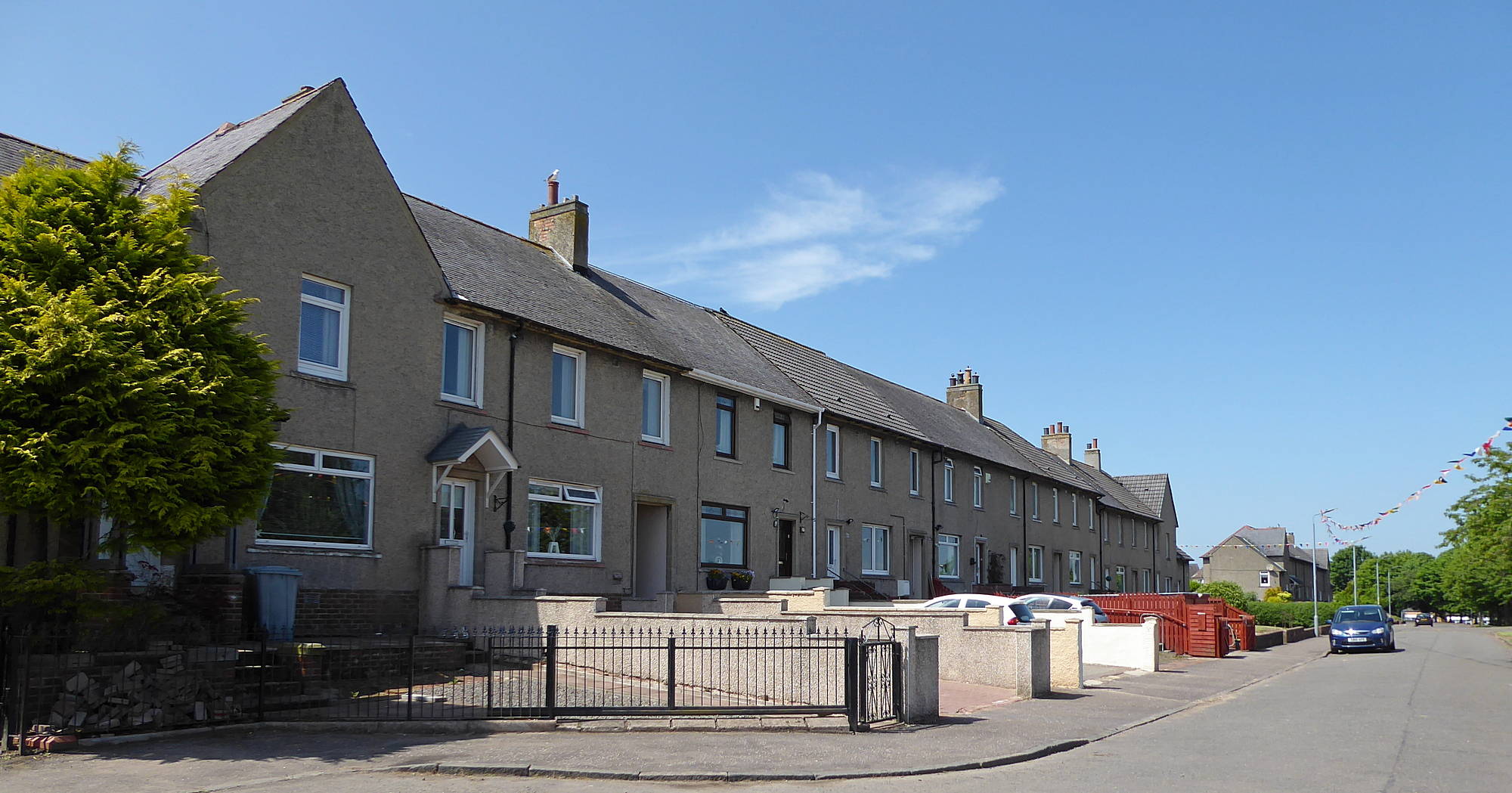 Burns Road from Lochanbank Park to Scott Street