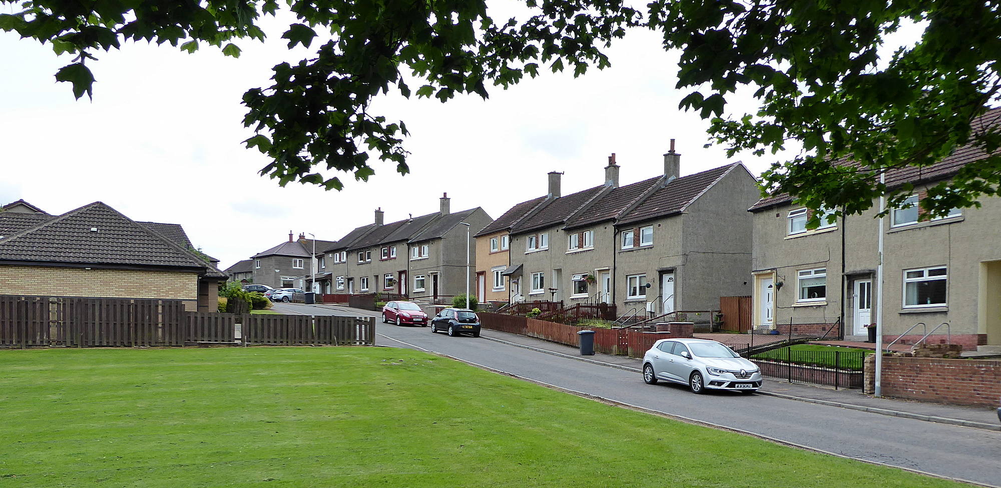 Knoweknack Terrace from Thornton Road end