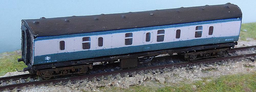 Finished model BR MK 1 Full Brake Parcels Coach