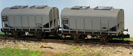 Grain Wagons with Data Panels