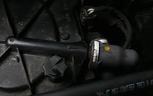 Fuel pipe connection