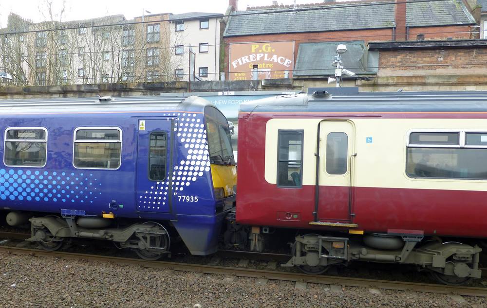 Electric trains at Hamilton Central